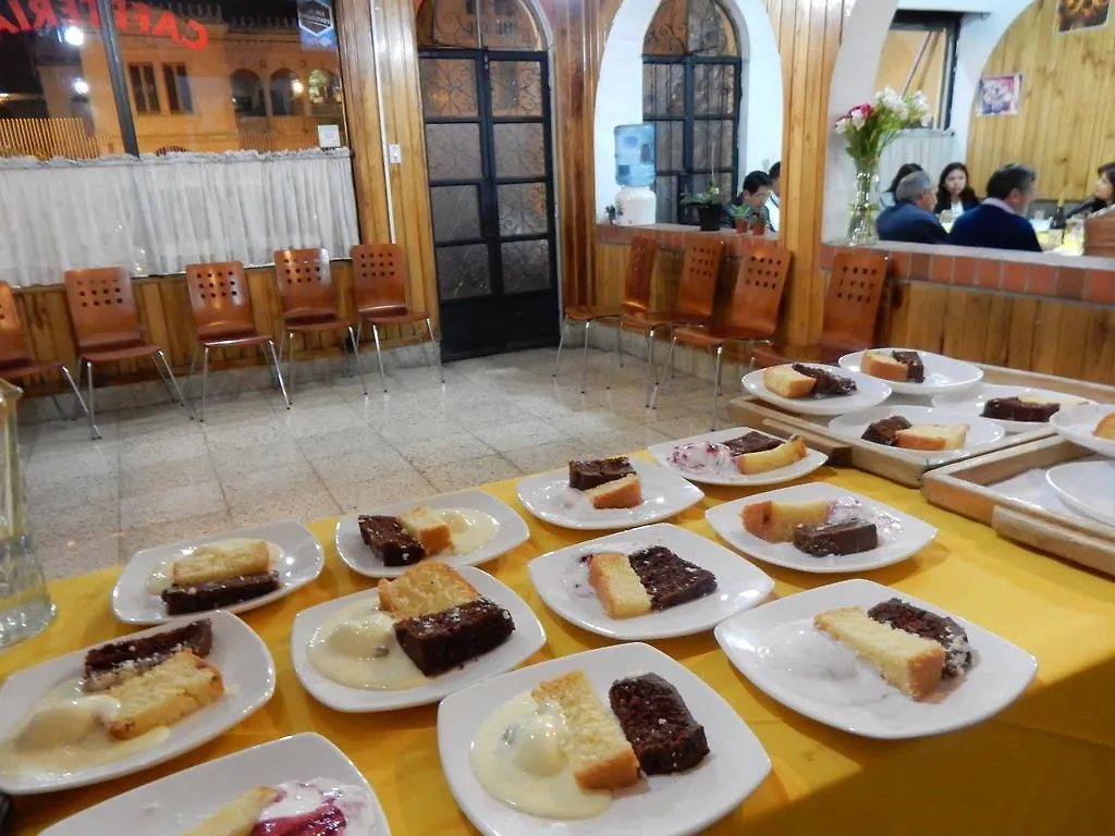 Hotel Joremis Quito