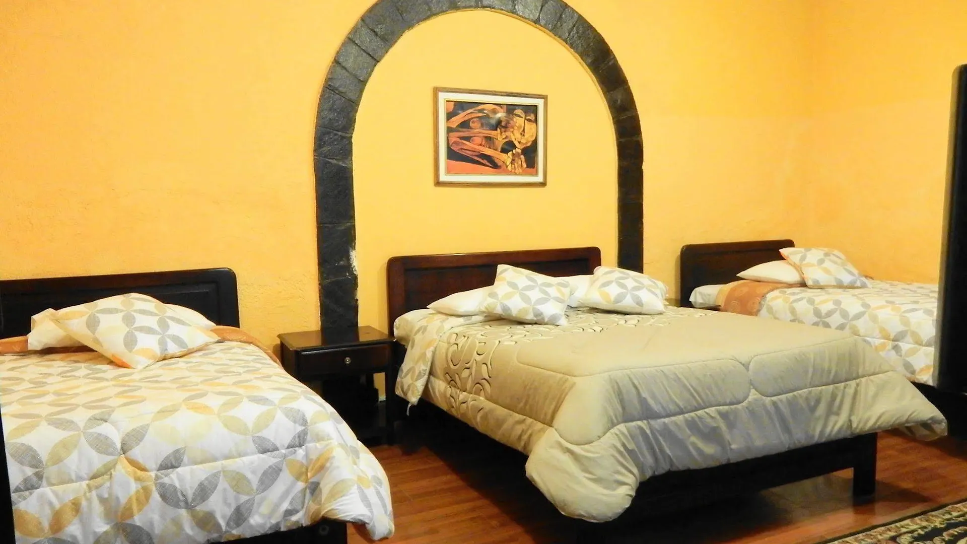 Hotel Joremis Quito
