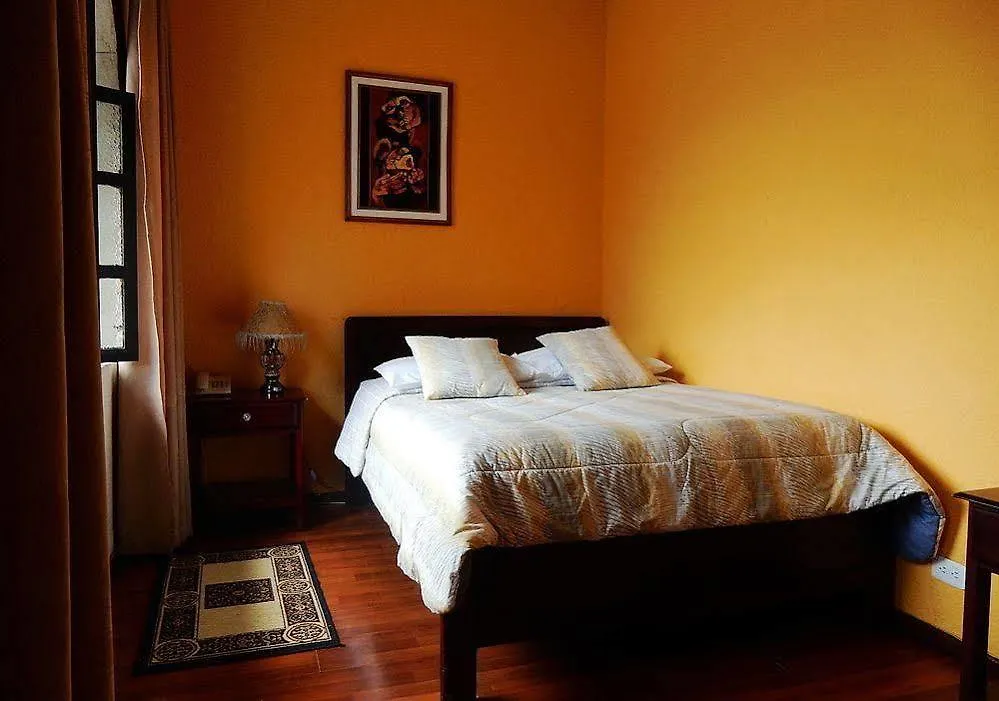 Hotel Joremis Quito