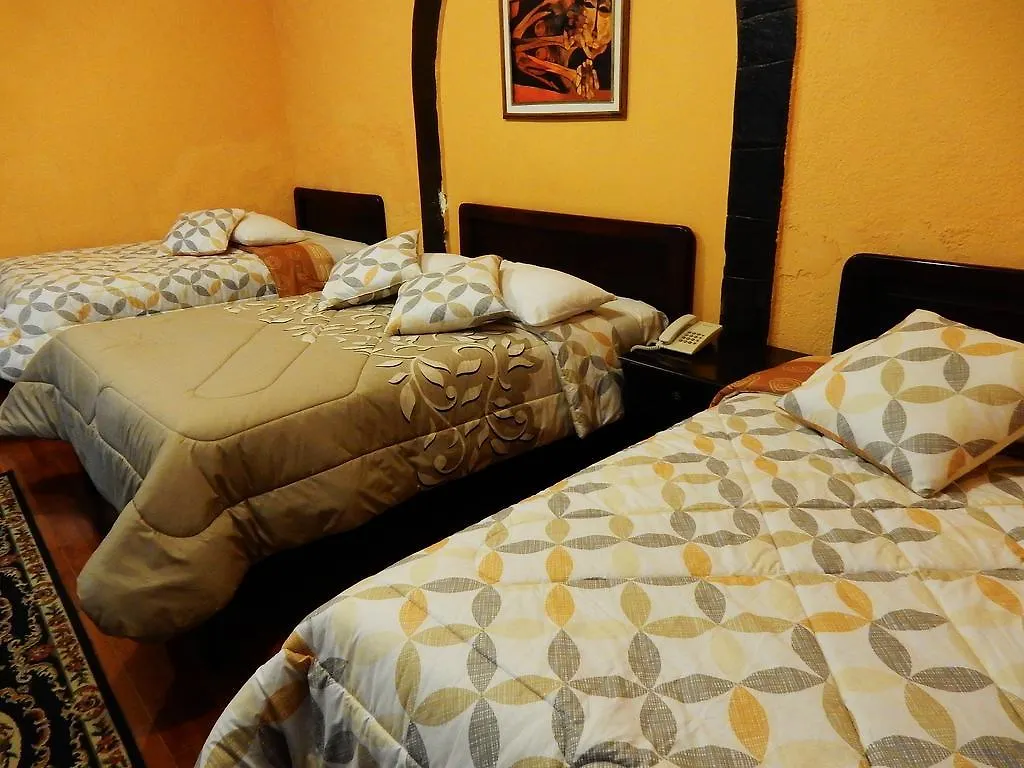 Hotel Joremis Quito